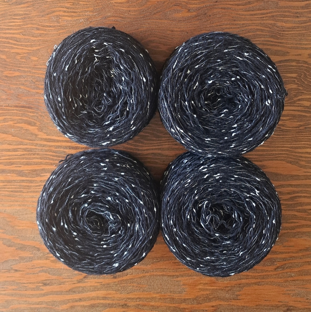 Cotton/Wool Black and White Yarn Lot, 400g